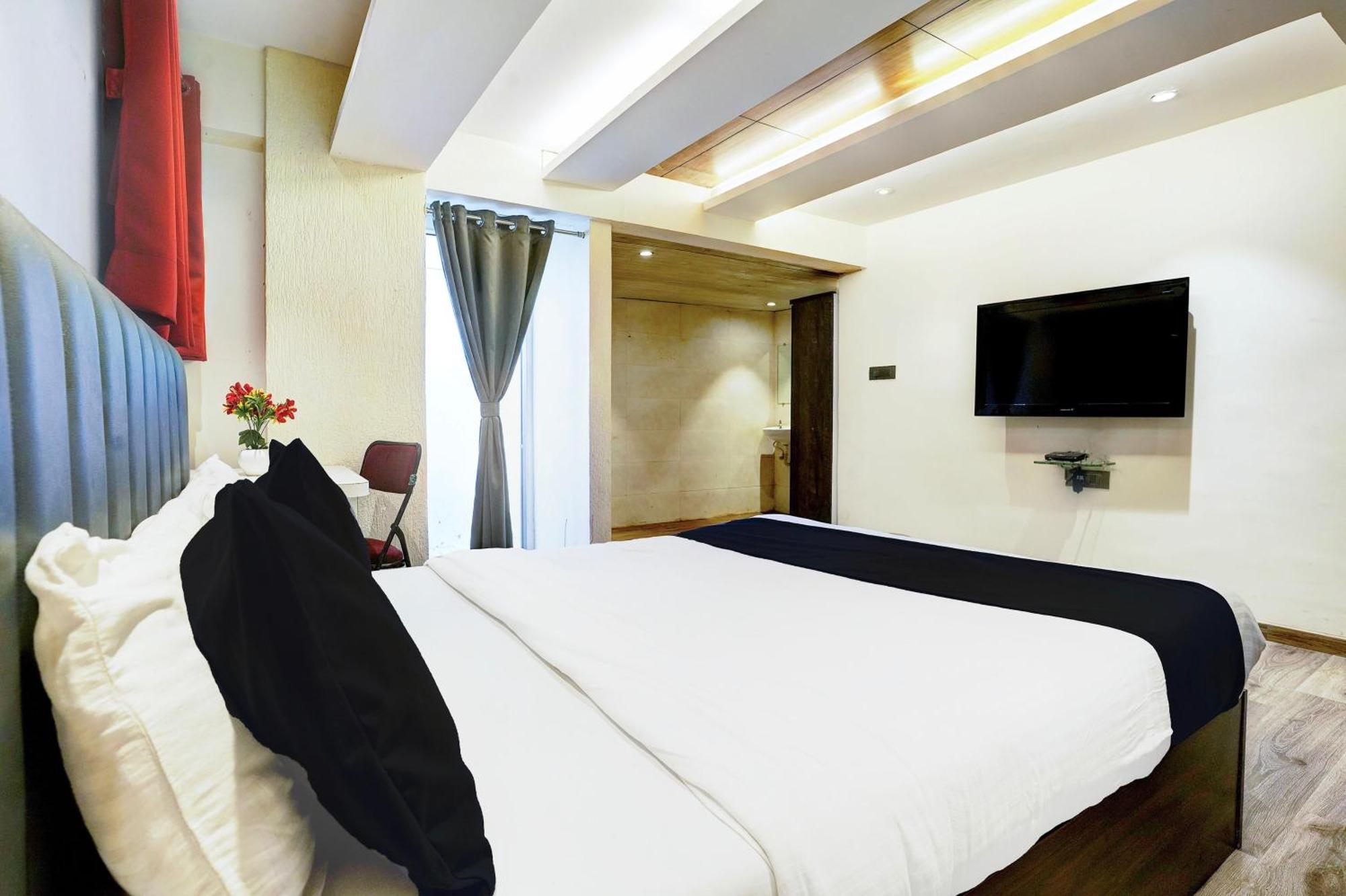 Super Hotel O Seawoods Near Palm Beach Road Formerly Sai Roop Navi Mumbai Zewnętrze zdjęcie