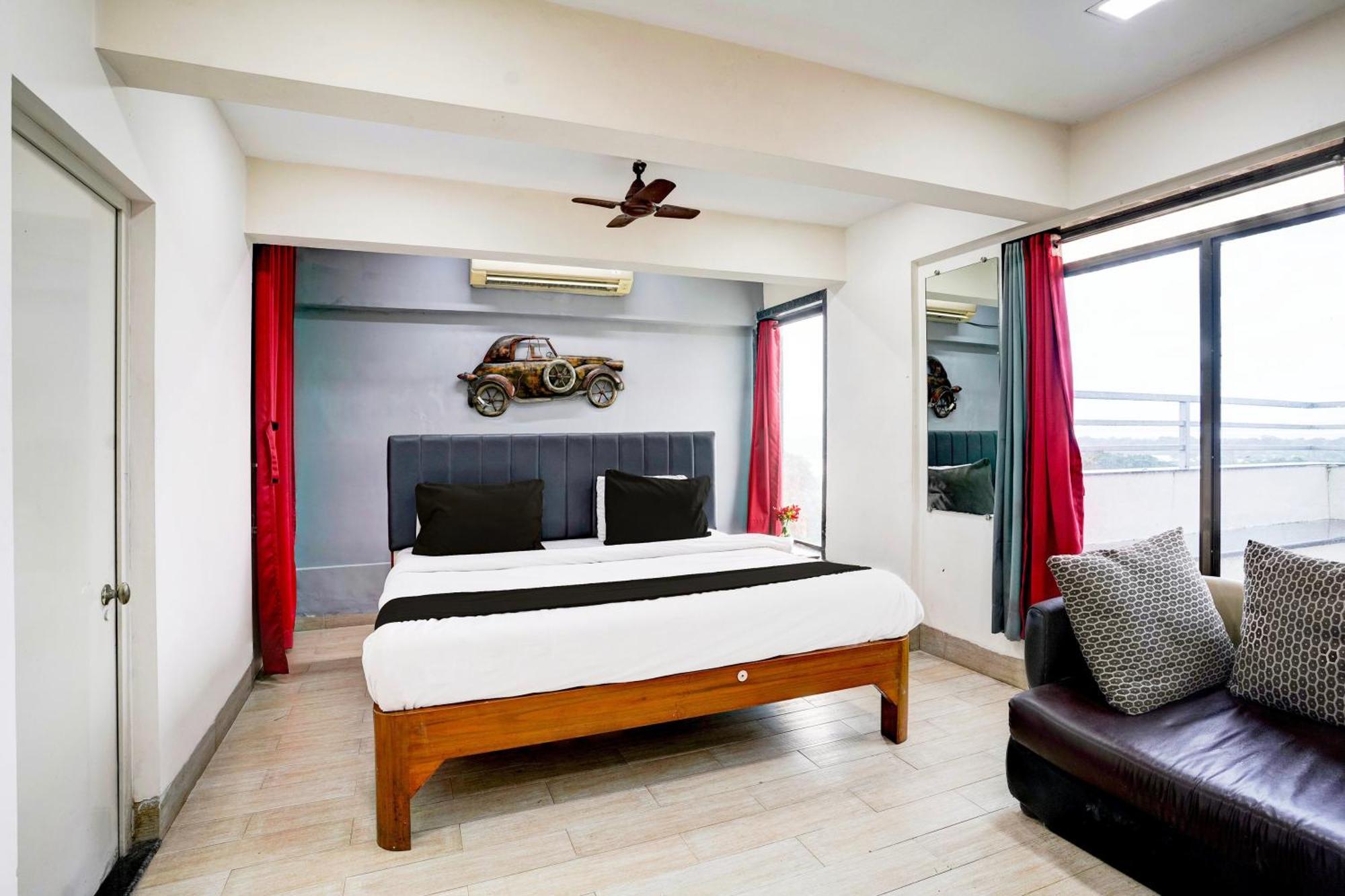 Super Hotel O Seawoods Near Palm Beach Road Formerly Sai Roop Navi Mumbai Zewnętrze zdjęcie